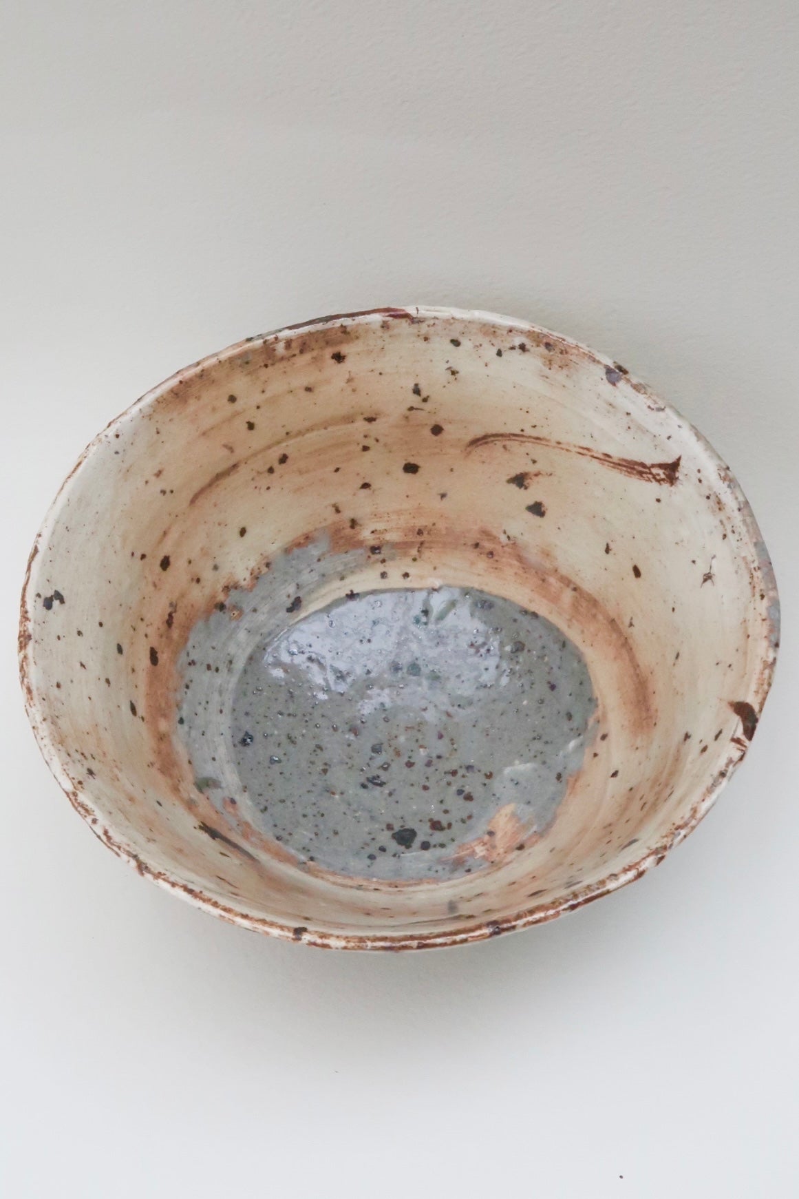 Buncheong Tea Bowl with Brushed White-slip