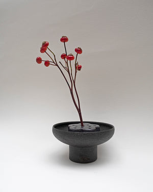 Black Clay Raised Plate