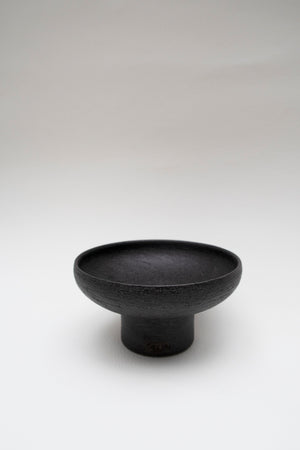 Black Clay Raised Plate