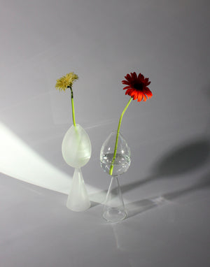 clear b Bud Vase